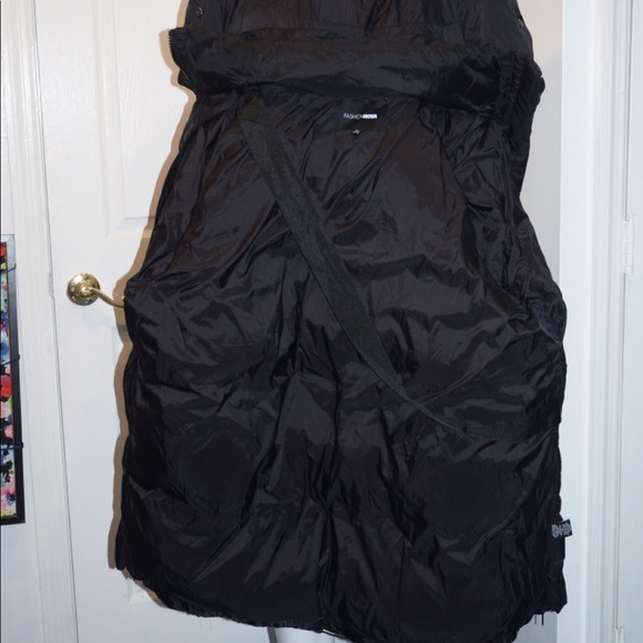 Jacket (SOLD) - Picture 6 of 11